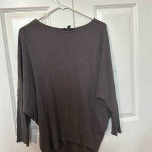 longsleeve, flowy, women’s top